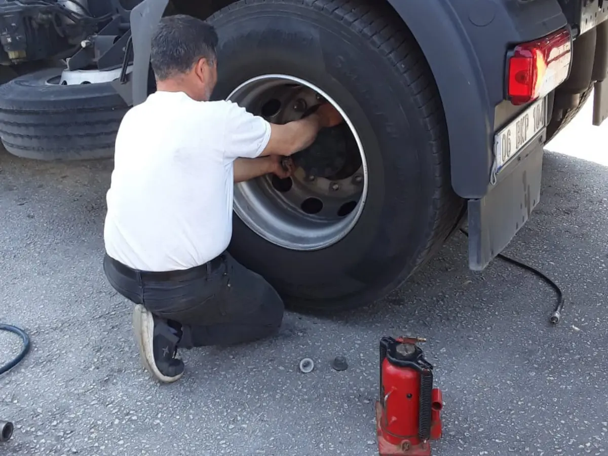 İnhisar Oto Lastikçi